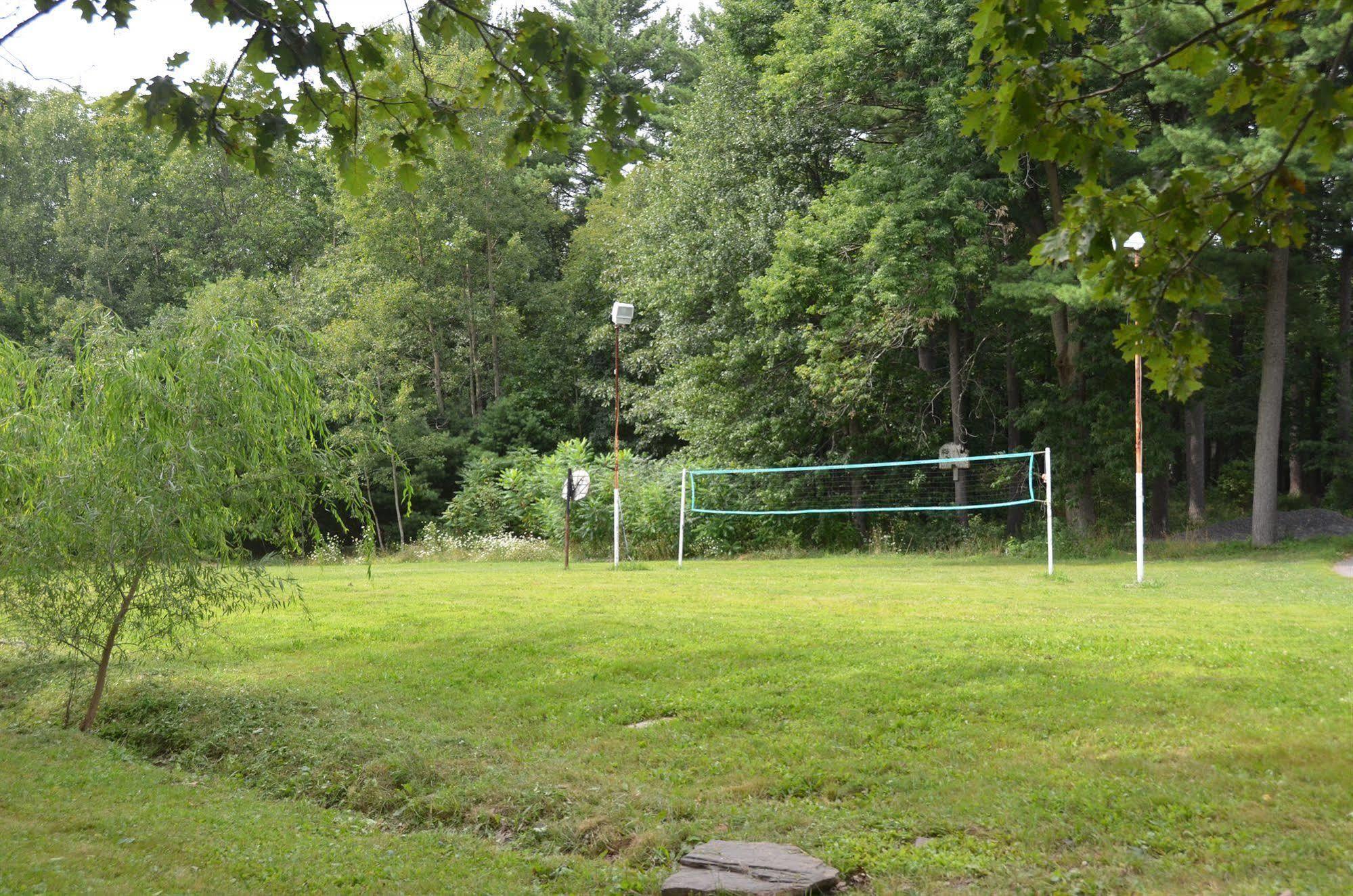 B&B Lounge Catskill Exterior photo